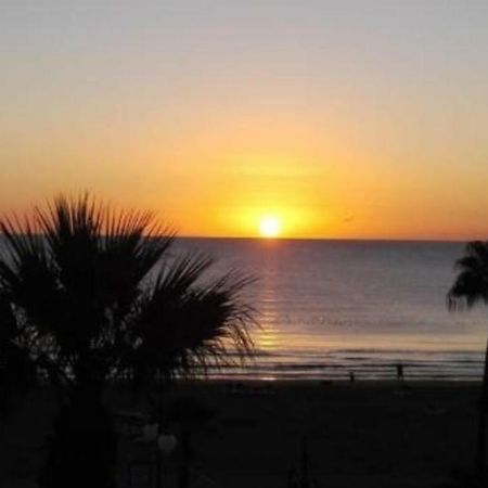 Larnaca Beach Apartment 44 エクステリア 写真