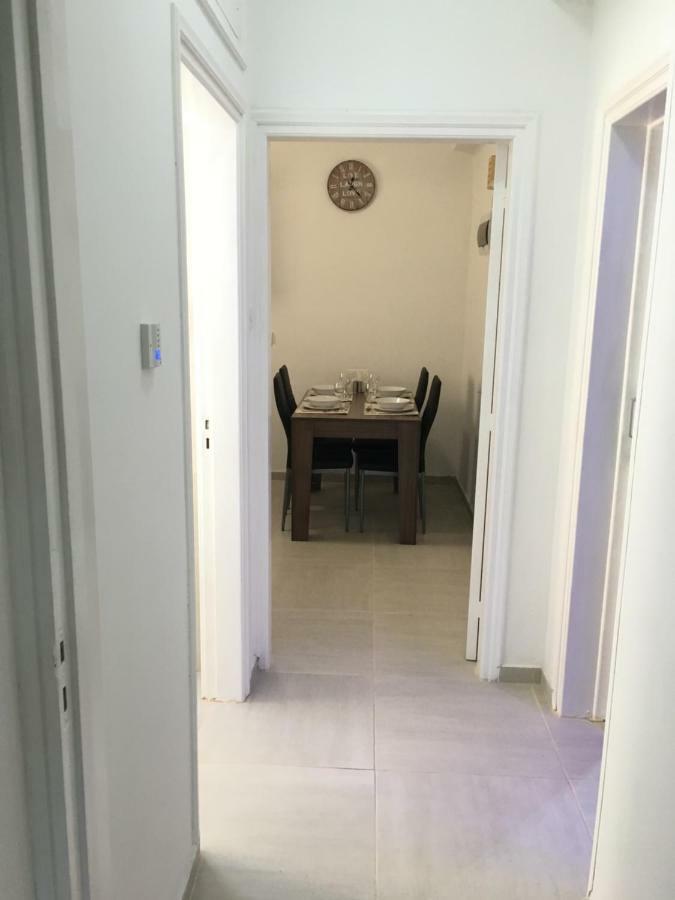 Larnaca Beach Apartment 44 エクステリア 写真